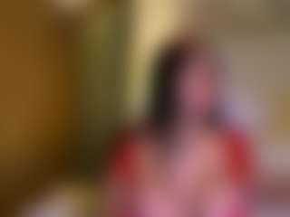 Live cam show with Layla Nicols - Squirt Teen (18+) on Gym Cam Girls