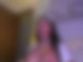 Live cam show with Layla Nicols - Sph on Camsoda