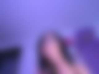 Live cam show with Layla Nicols - American Petite on SpankPalCams | colombia