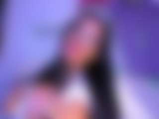 Live cam show with Layla Nicols - HD on CamClone