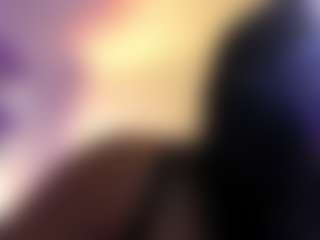 Live cam show with Layla Nicols - Sph on intimatelivegirls.com