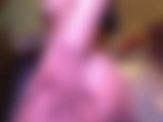 Live cam show with Layla Nicols - Tongue on Camsoda