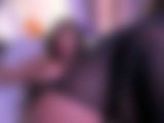 Live cam show with Layla Nicols - Squirt Young Adult on CamClone
