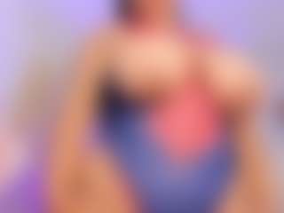 Live cam show with samanthaa-collinss - Smoking on Camsoda