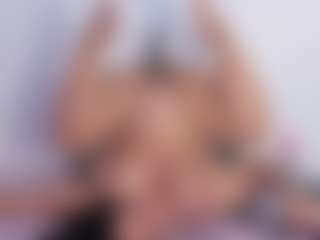 samanthaa-collinss's Live Sex Cam Show