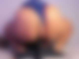 samanthaa-collinss's Live Sex Cam Show