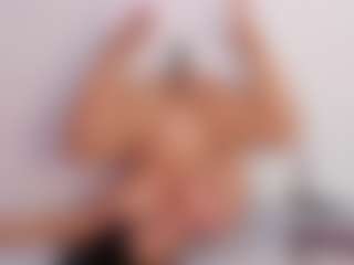 samanthaa-collinss's Live Sex Cam Show
