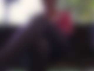 Live cam show with MellySquirtyBigLabia - College Mature on 1on1-livenow