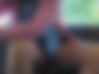 Live cam show with MellySquirtyBigLabia - Nipple Piercings on TeamSkeetLive