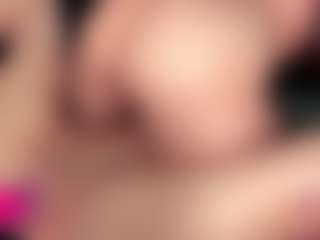 Little Mia's Live Sex Cam Show
