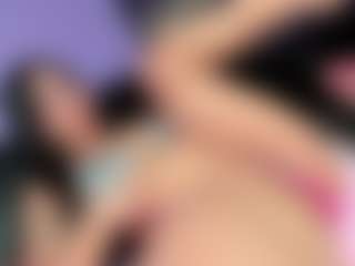 Little Mia's Live Sex Cam Show