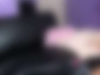 Little Mia's Live Sex Cam Show