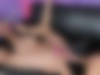 Little Mia's Live Sex Cam Show