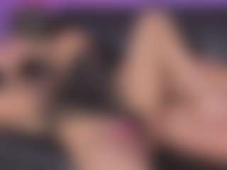 Live cam show with Little Mia - Strapon on SpankPalCams