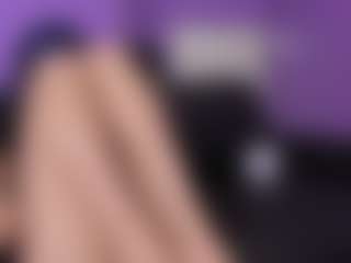 Little Mia's Live Sex Cam Show
