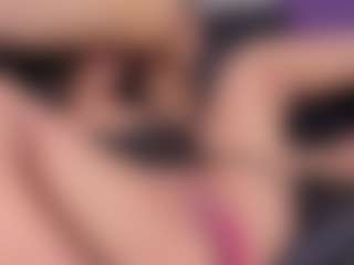 Little Mia's Live Sex Cam Show