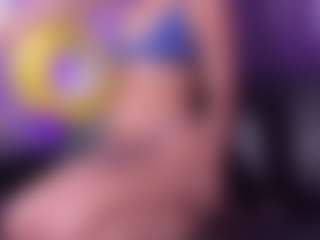 Little Mia's Live Sex Cam Show