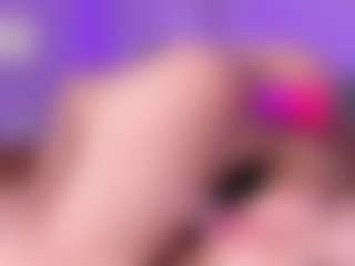 Little Mia's Live Sex Cam Show