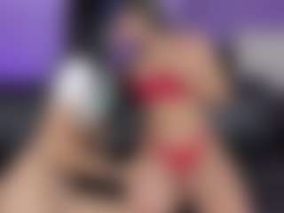 Live cam show with Little Mia - Bikini on Camsoda