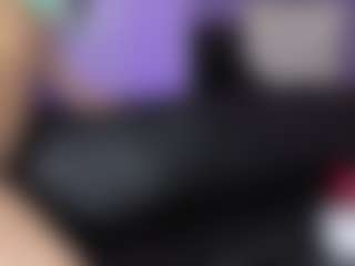 Little Mia's Live Sex Cam Show