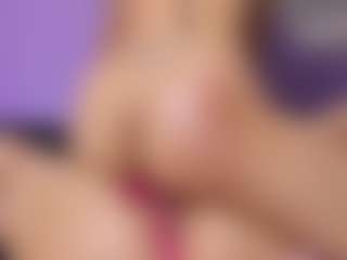 Little Mia's Live Sex Cam Show