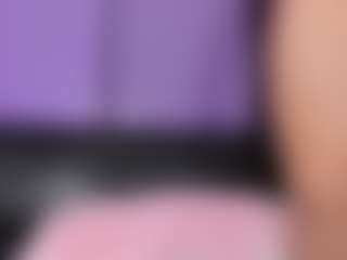 Little Mia's Live Sex Cam Show