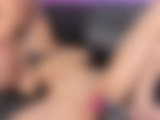 Live cam show with Little Mia - Sex on ObeyMaria