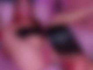 Live cam show with Little Mia - Smoking on galaxygirlnitro.com