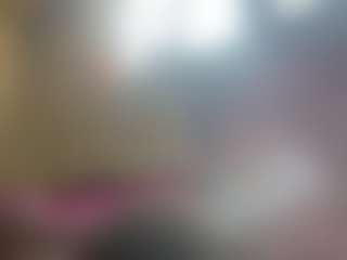 Live cam show with the quiet room - Thick on Milfs Live