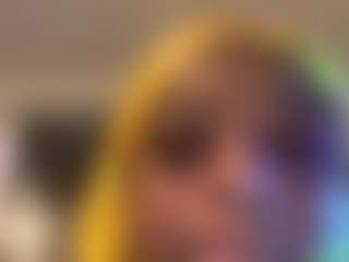 sliver fox pussy's Live Sex Cam Show