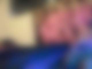 Live cam show with WHO LOVES FEET - Shower on Milfs Live