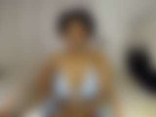 Live cam show with Bianca - Ebony on x69.live