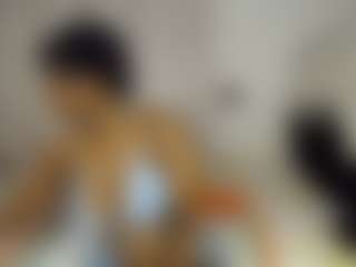 Live cam show with Bianca - Ebony Teen (18+) on hotwifechat.live