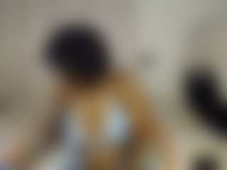 Live cam show with Bianca - Black Big Ass on Camming Site