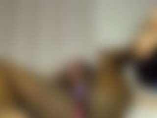 Live cam show with Bianca - Striptease Teen (18+) on CamClone
