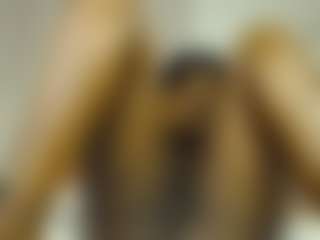 Live cam show with Bianca - Squirt Teen (18+) on Pornisteam.com