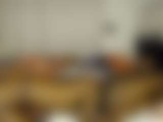 Live cam show with Bianca - Skinny Teen (18+) on CamwithHer
