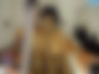 Spettacolo in cam dal vivo con Bianca - Tease su Camsoda