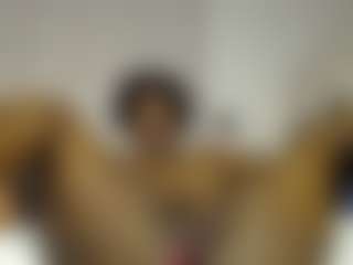 Live cam show with Bianca - Black Big Ass on StripNow