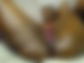 Live cam show with Bianca - Ass Clapping on AdultVida.com