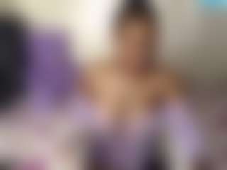 Live cam show with Bianca - Smoking on Hubzter Live