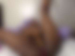 Live cam show with Bianca - Ebony on Mixed Magazine Live