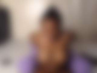 Live cam show with Bianca - Skinny on SpankPalCams