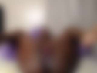 Live cam show with Bianca - Strip Teen (18+) on Livezox