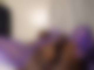 Live cam show with Bianca - Skinny on sexylive.show