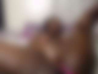 Live cam show with Bianca - Ebony College on Camsoda