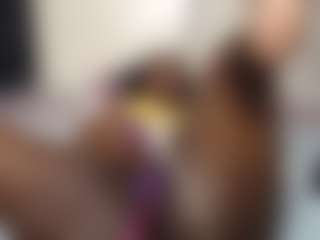Live cam show with Bianca - Black Amateur on livesuperchat.net