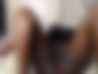 Live cam show with Bianca - Strip Black on TeamSkeetLive