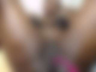 Live cam show with Bianca - Ebony College on Camsoda