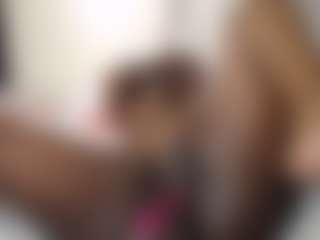 Live cam show with Bianca - Gray Eyes on Camsoda